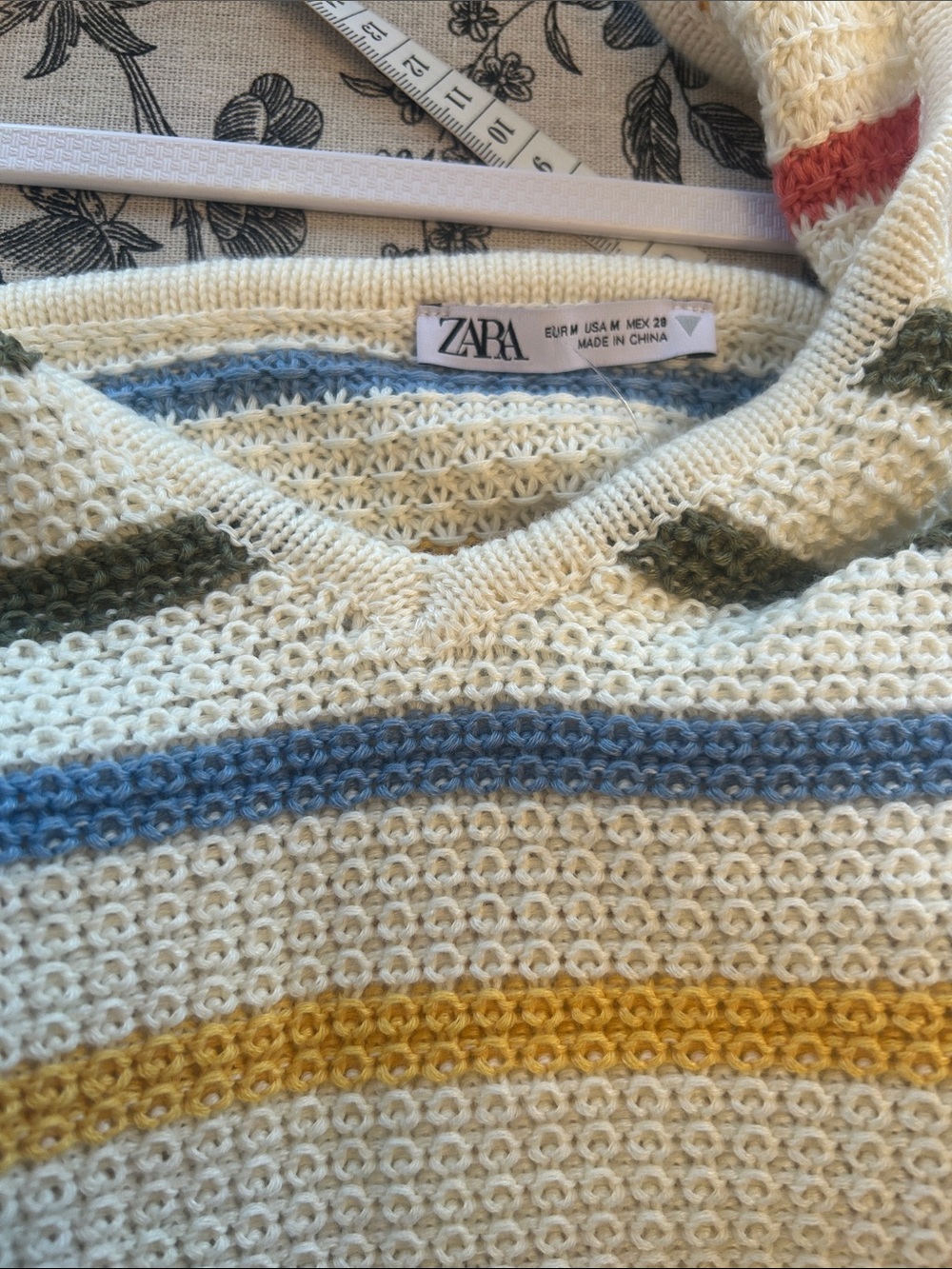ZARA Crochet Stripe Halter Crop Top - Cream and Pastel Stripes size medium - Picture 12 of 12